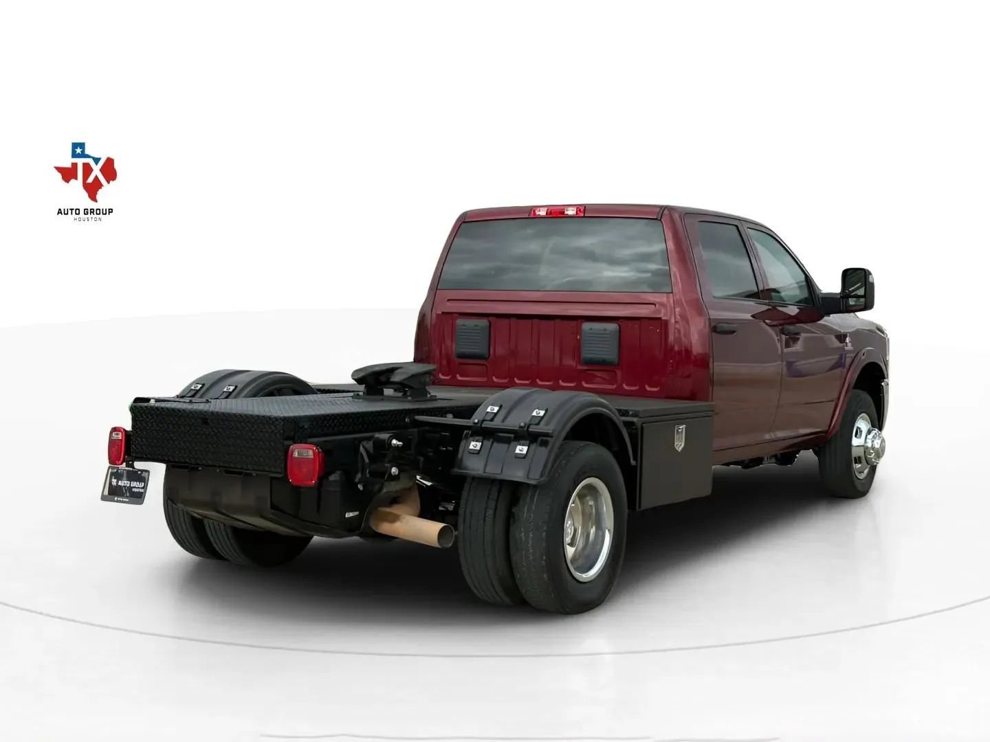 Used 2023 RAM 3500 Tradesman w/ Chrome Appearance Group image 6