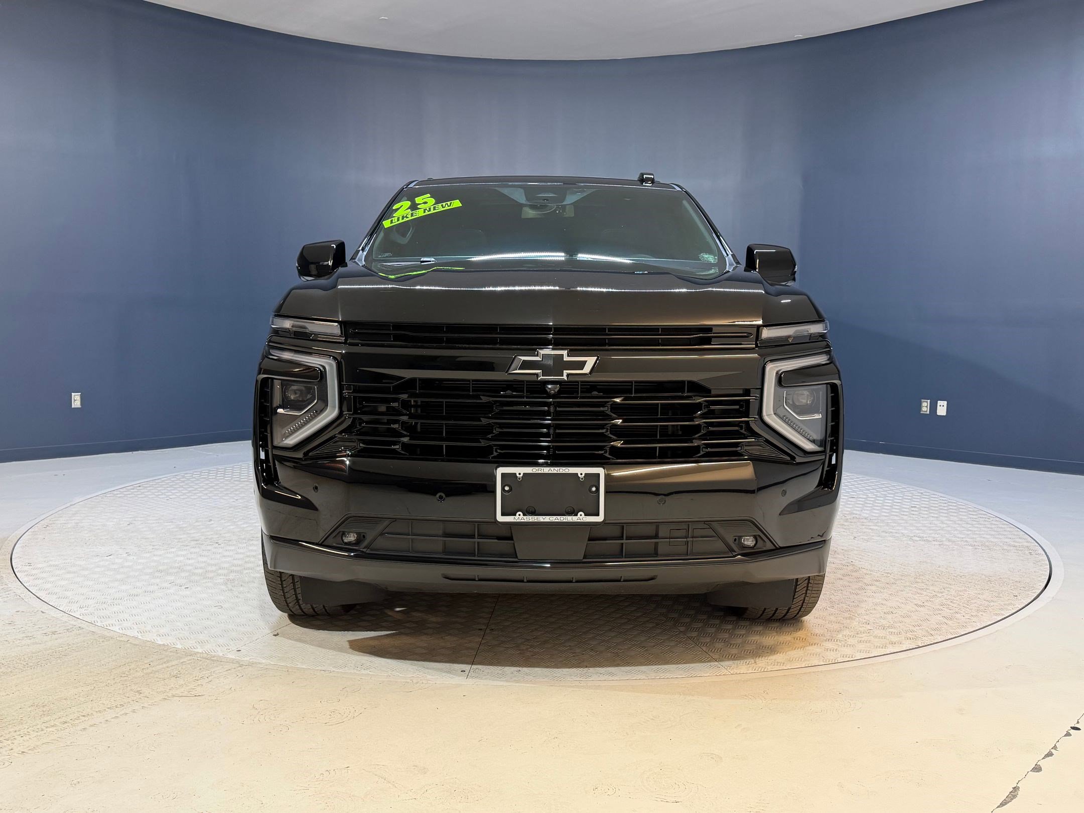 Used 2025 Chevrolet Suburban RST w/ Comfort Package image 6