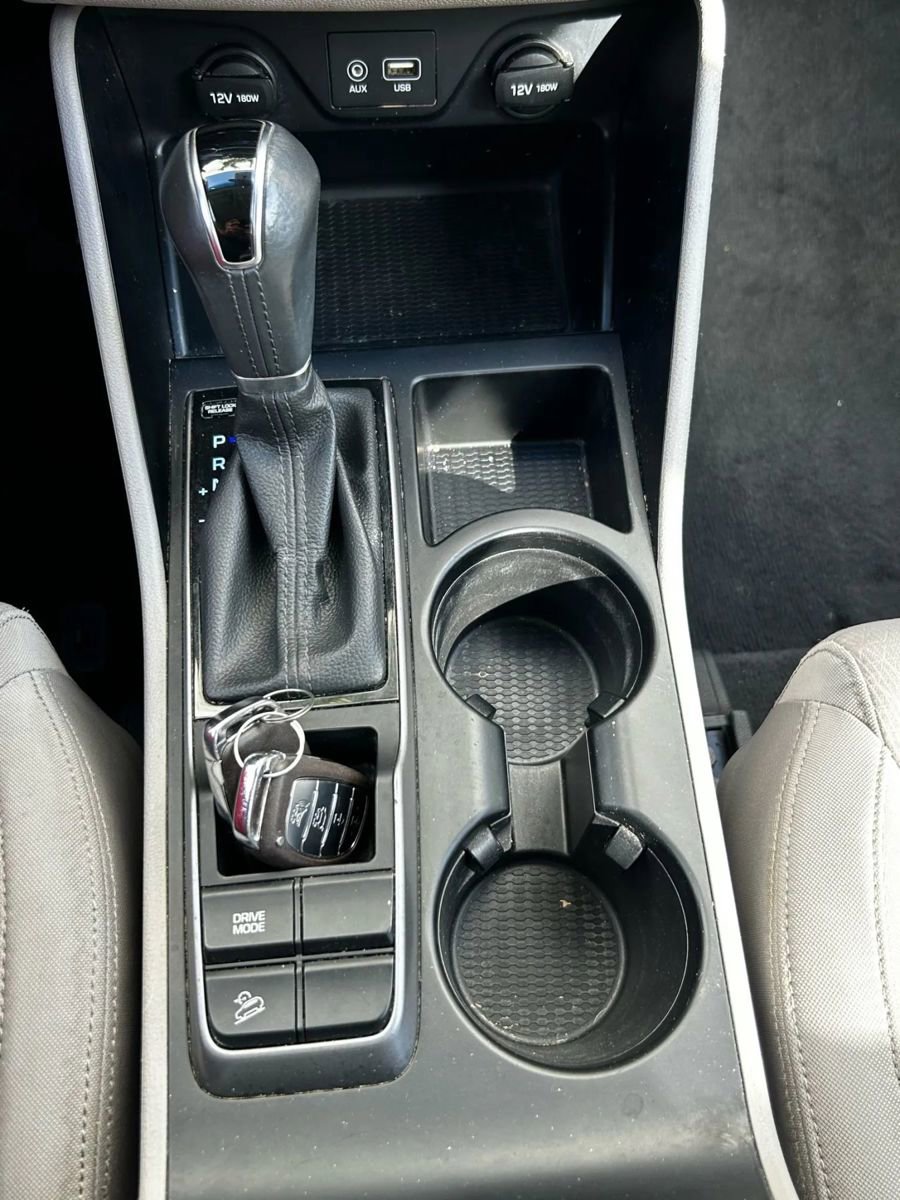 Used 2017 Hyundai Tucson Sport image 11