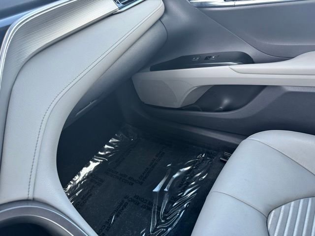 Certified 2018 Toyota Camry SE image 21