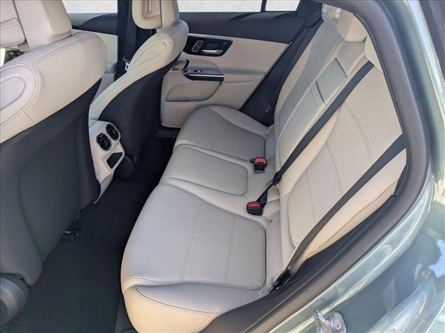 New 2027 Mercedes-Benz GLC 300 4MATIC image 16