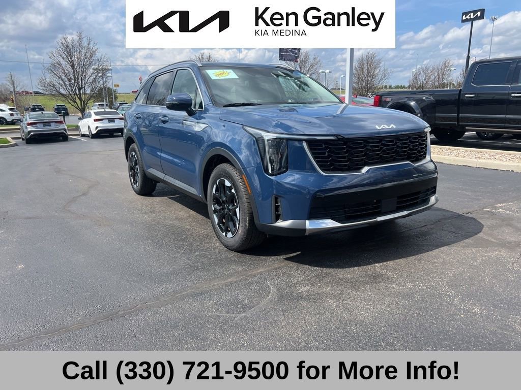 Certified 2025 Kia Sorento S w/ Panoramic Sunroof Package image 6