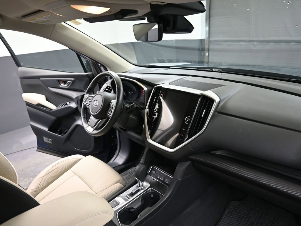 Used 2024 Subaru Ascent Premium w/ Convenience Package image 12