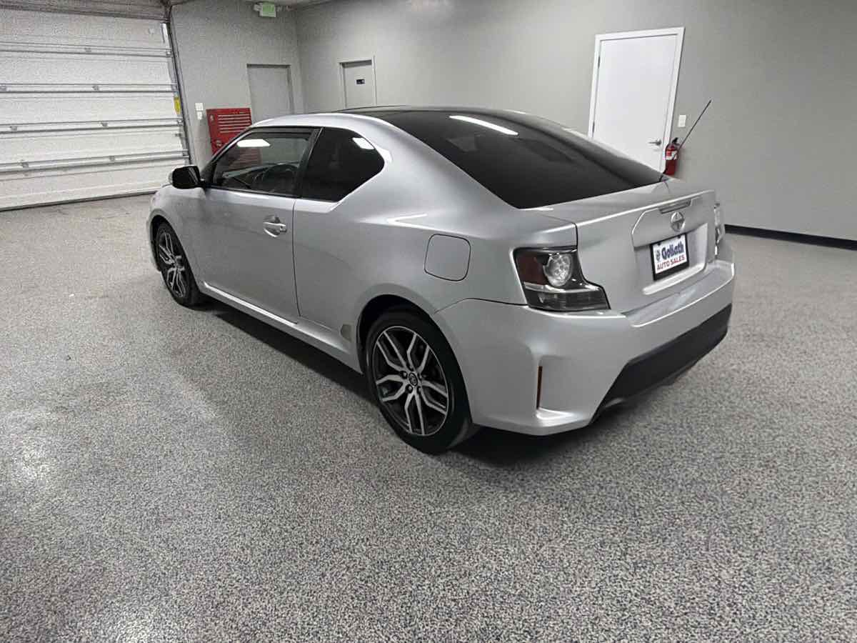 Used 2014 Scion tC image 5