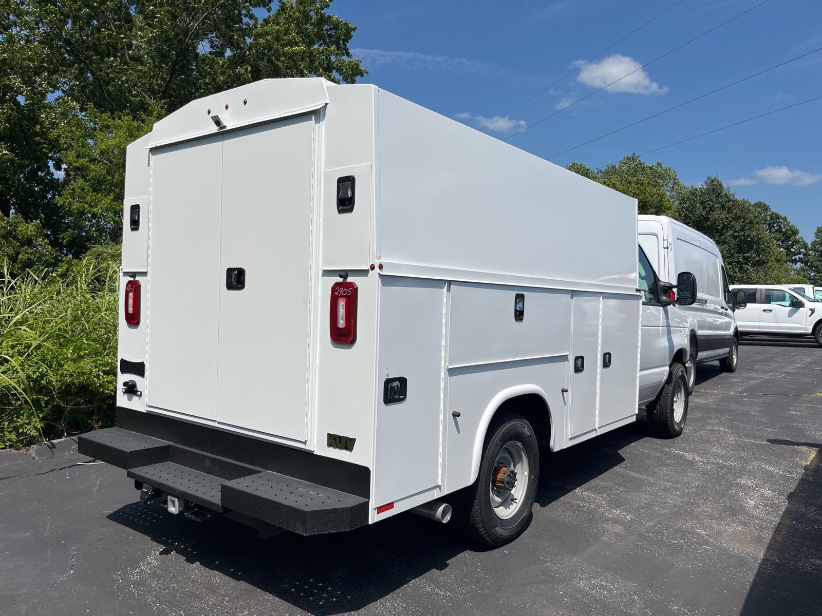 New 2026 Ford E-350 and Econoline 350 Super Duty w/ Power Equipment Group image 5