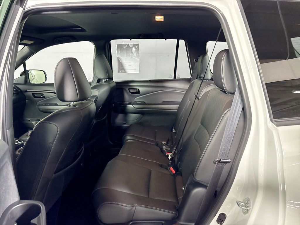 Used 2022 Honda Passport Elite image 21