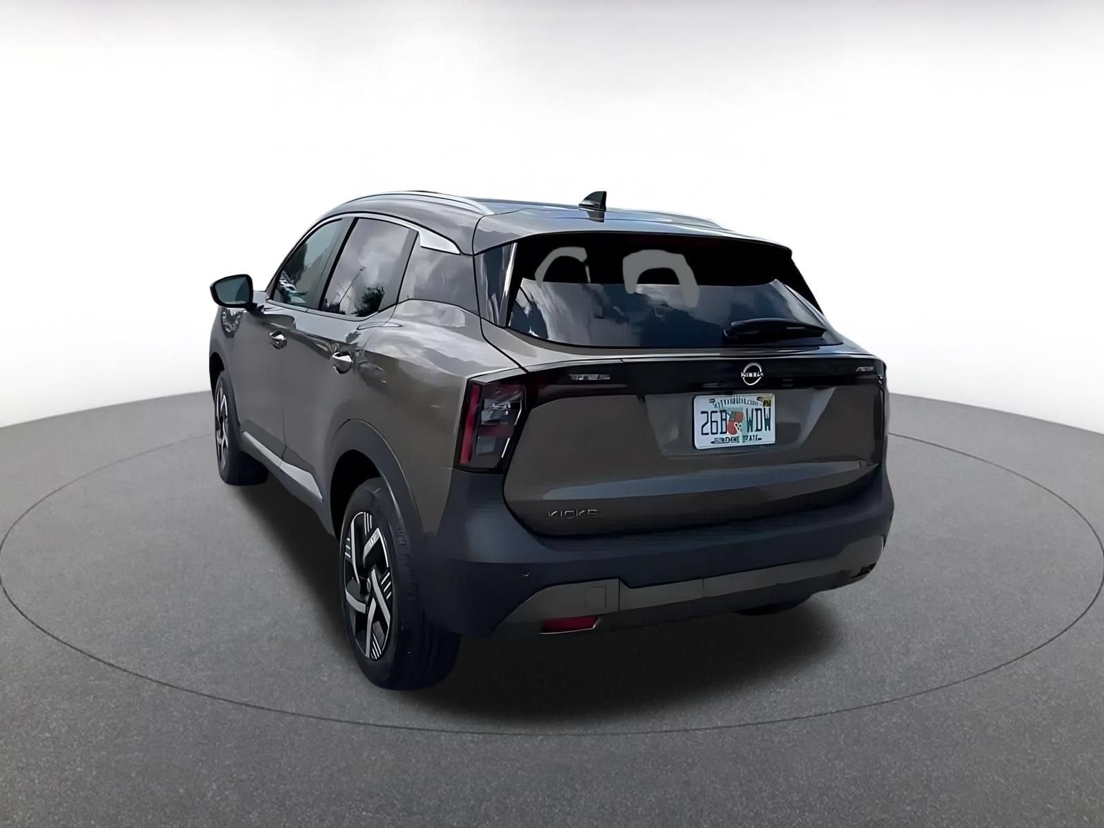 Used 2026 Nissan Kicks SV w/ Cold Weather Package FWD image 11