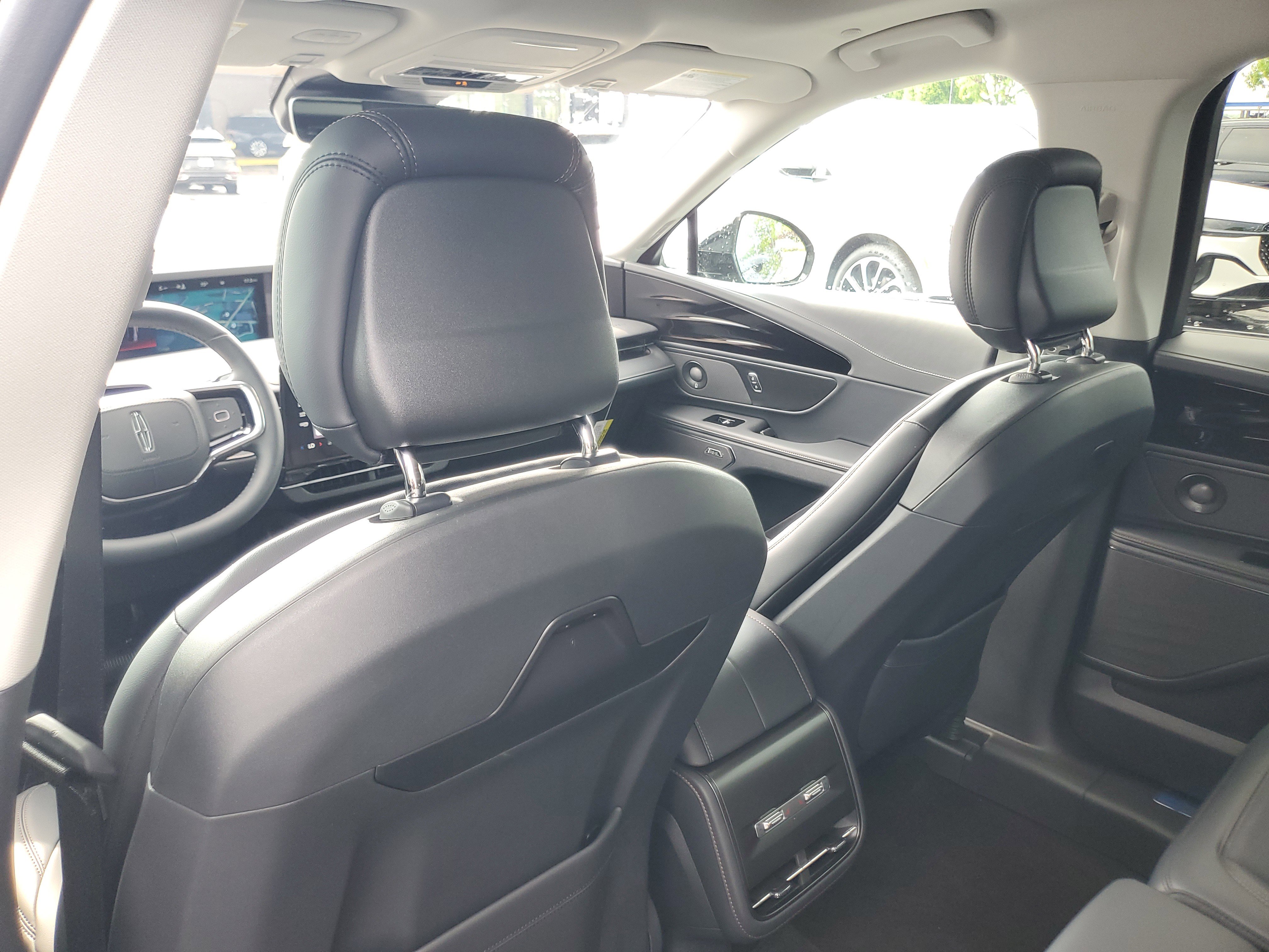 New 2026 Lincoln Nautilus Reserve AWD/4WD image 29