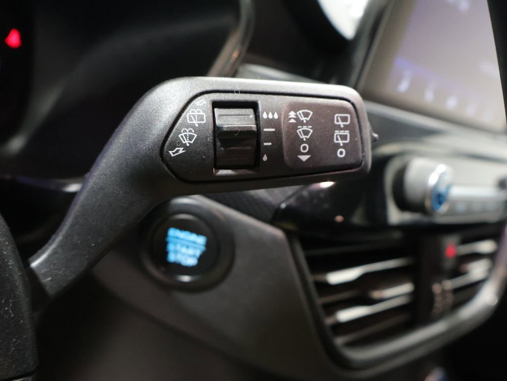 Used 2024 Ford Escape ST-Line image 35