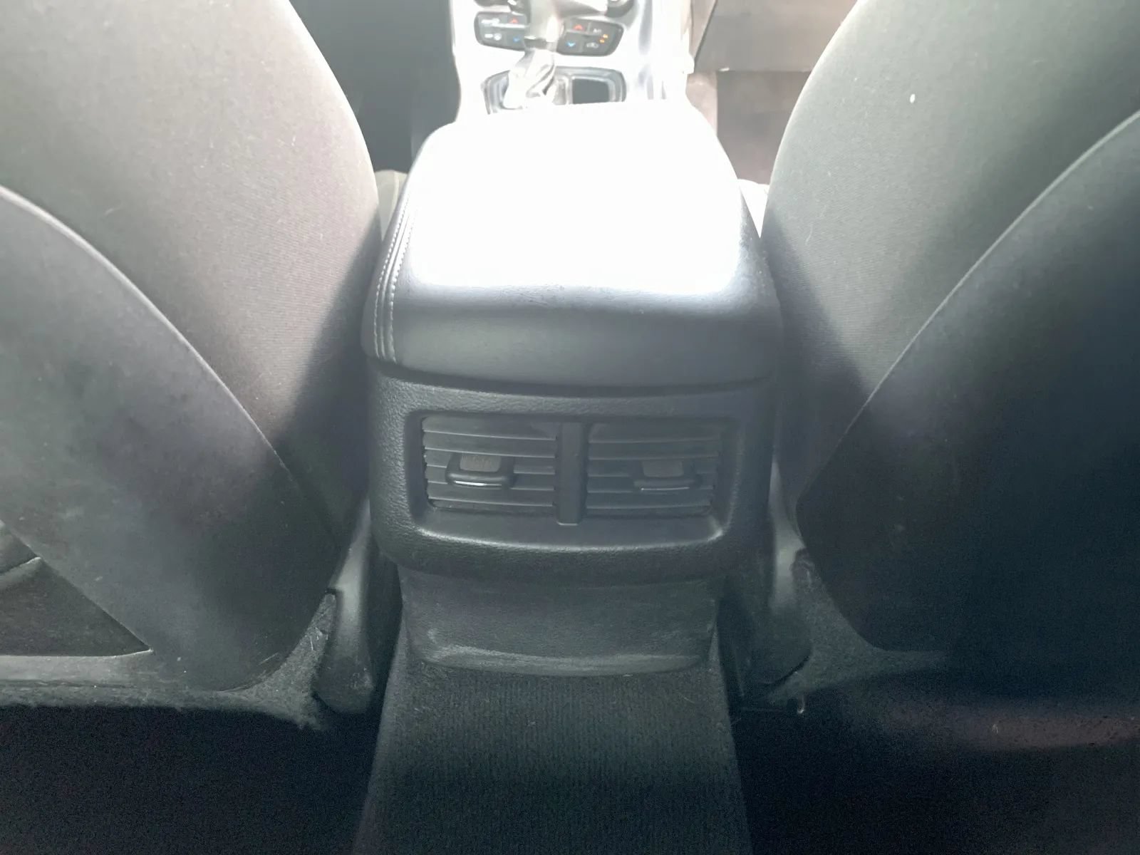 Used 2019 Dodge Challenger SXT RWD image 28