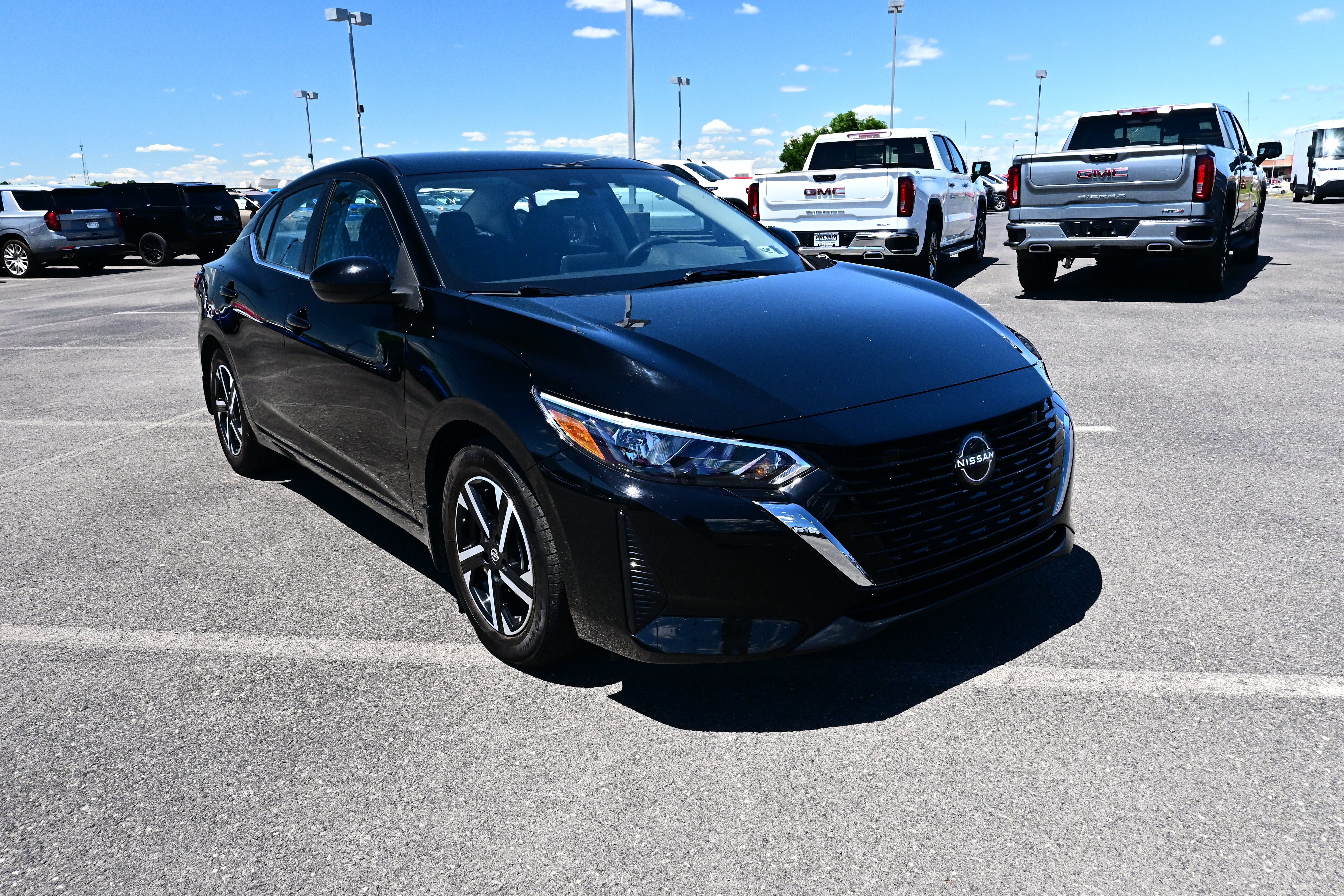 Used 2024 Nissan Sentra SV w/ Trunk Package FWD image 2