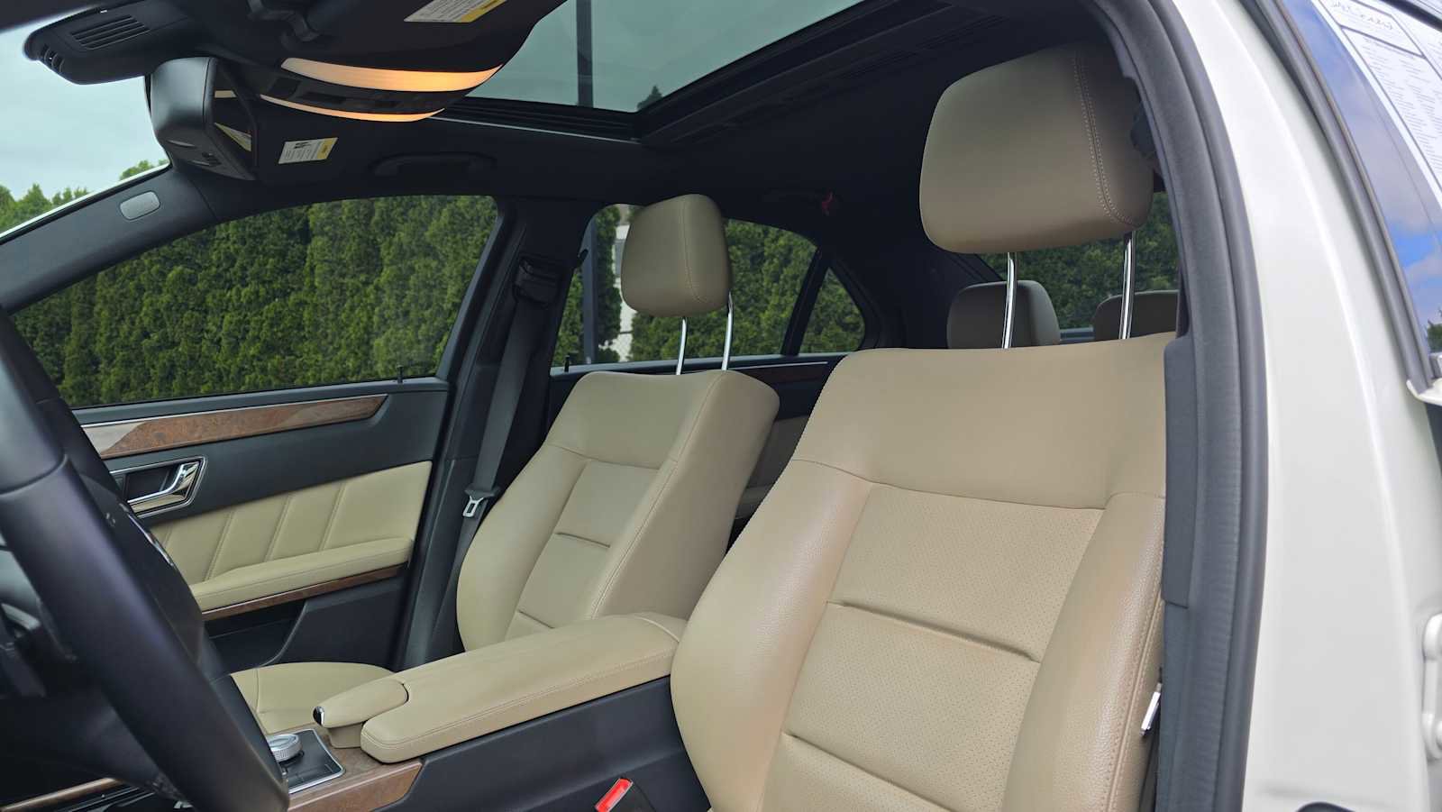 Used 2011 Mercedes-Benz E 350 Sedan image 21