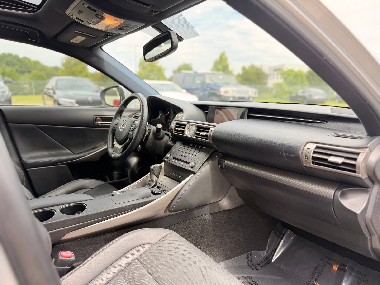 Used 2015 Lexus IS 250 w/ F-Sport Package RWD image 21