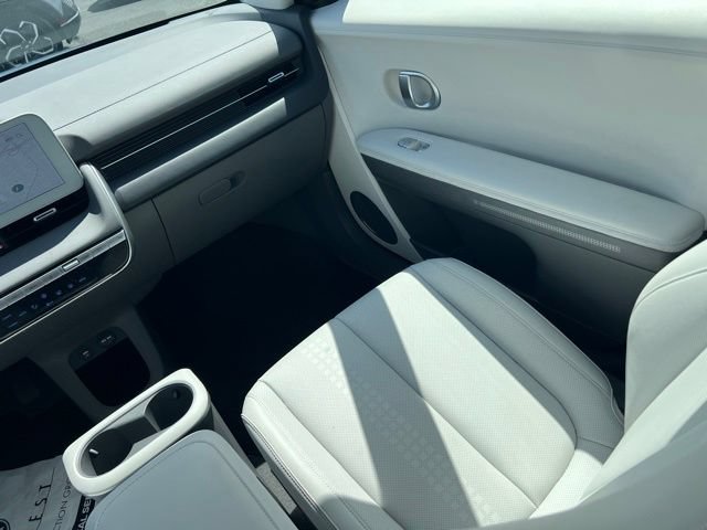 Certified 2024 Hyundai Ioniq 5 Limited AWD/4WD image 11