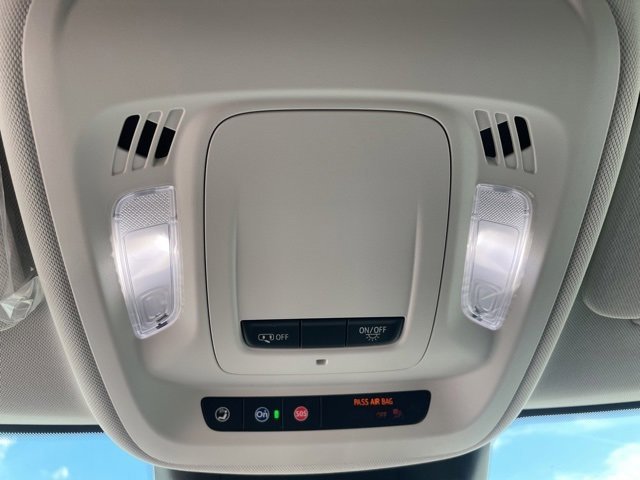 New 2025 Buick Envision Preferred image 21