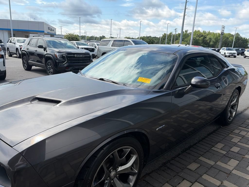 Used 2016 Dodge Challenger R/T w/ Sound Group RWD image 3