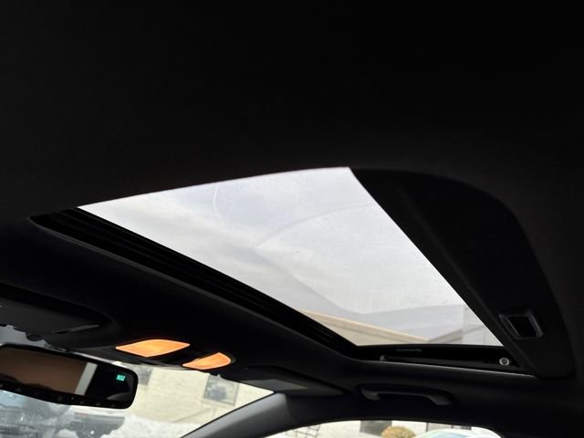 Used 2018 Hyundai Elantra Sport w/ Sport Premium Package 03 image 11