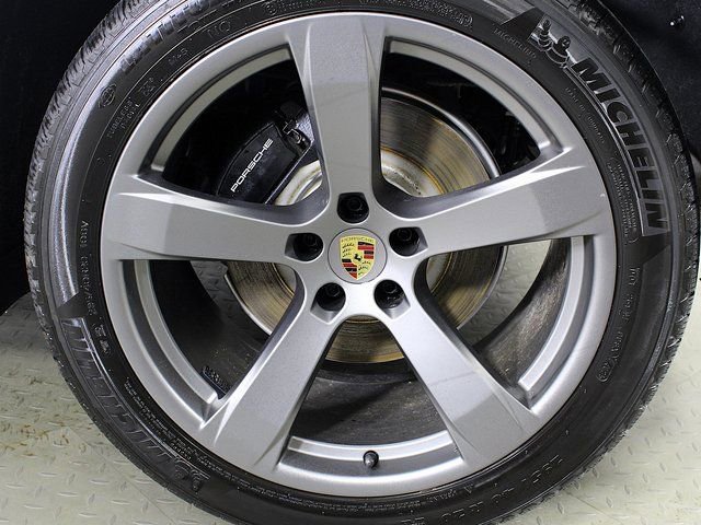 New 2026 Porsche Macan image 12