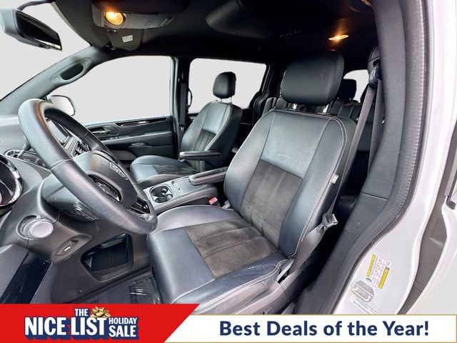 Used 2014 Dodge Grand Caravan SXT image 19