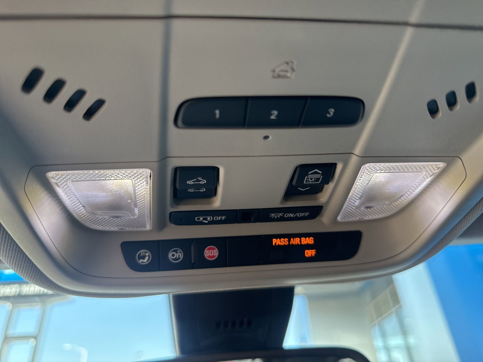 Used 2018 GMC Terrain Denali w/ Comfort Package image 28