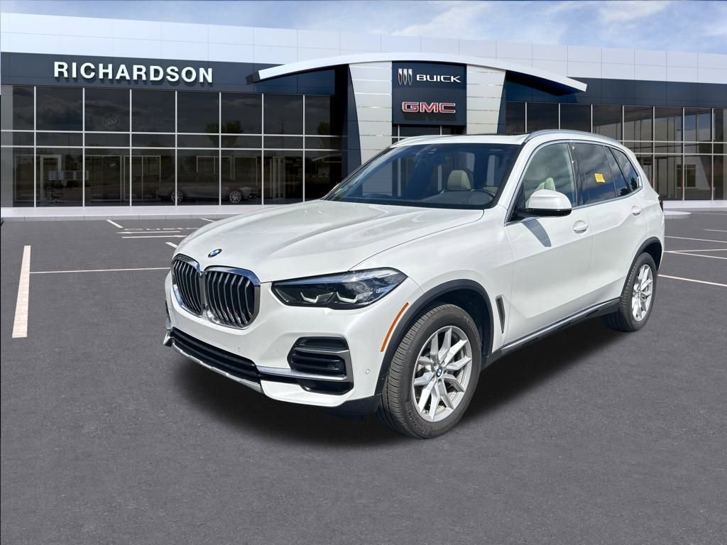 Used 2022 BMW X5 xDrive40i w/ Premium Package