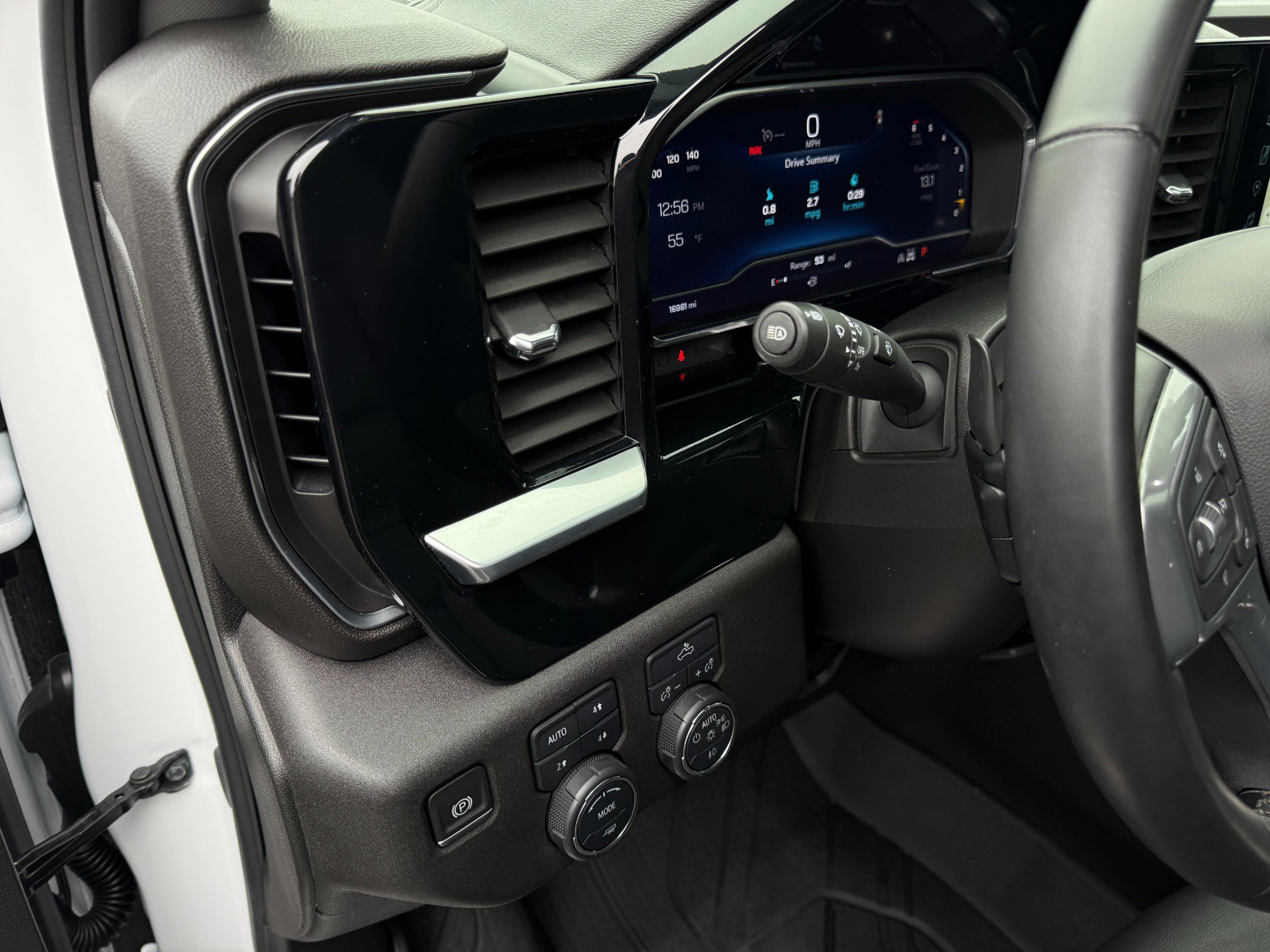 Used 2024 Chevrolet Silverado 1500 RST w/ Redline Edition image 10