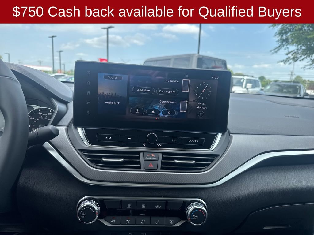 New 2026 Nissan Altima 2.5 SR FWD image 17