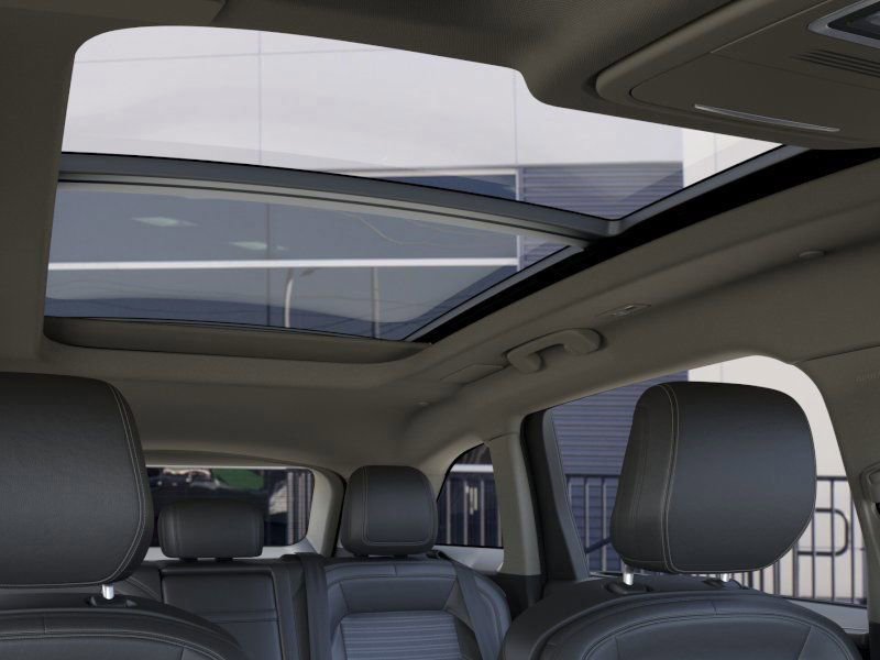 New 2025 Lincoln Nautilus Reserve image 22