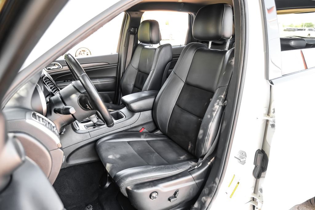 Used 2019 Jeep Grand Cherokee Altitude image 8