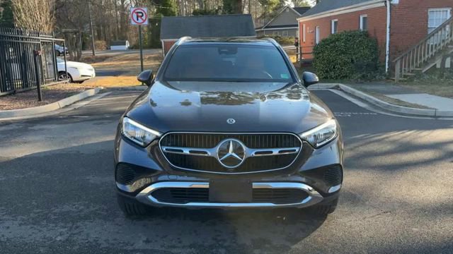 Used 2026 Mercedes-Benz GLC 300 4MATIC image 5
