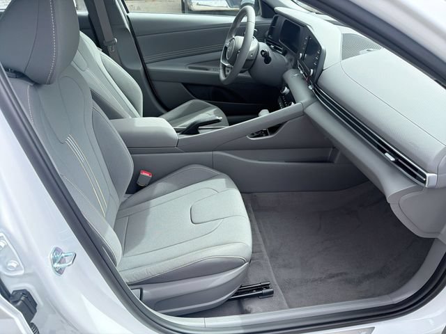 New 2026 Hyundai Elantra Sport FWD image 26