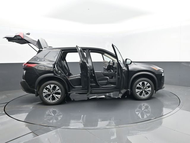 Used 2023 Nissan Rogue SV image 28