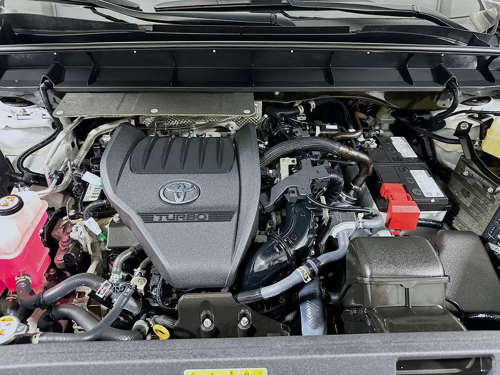 Used 2023 Toyota Highlander L AWD/4WD image 22