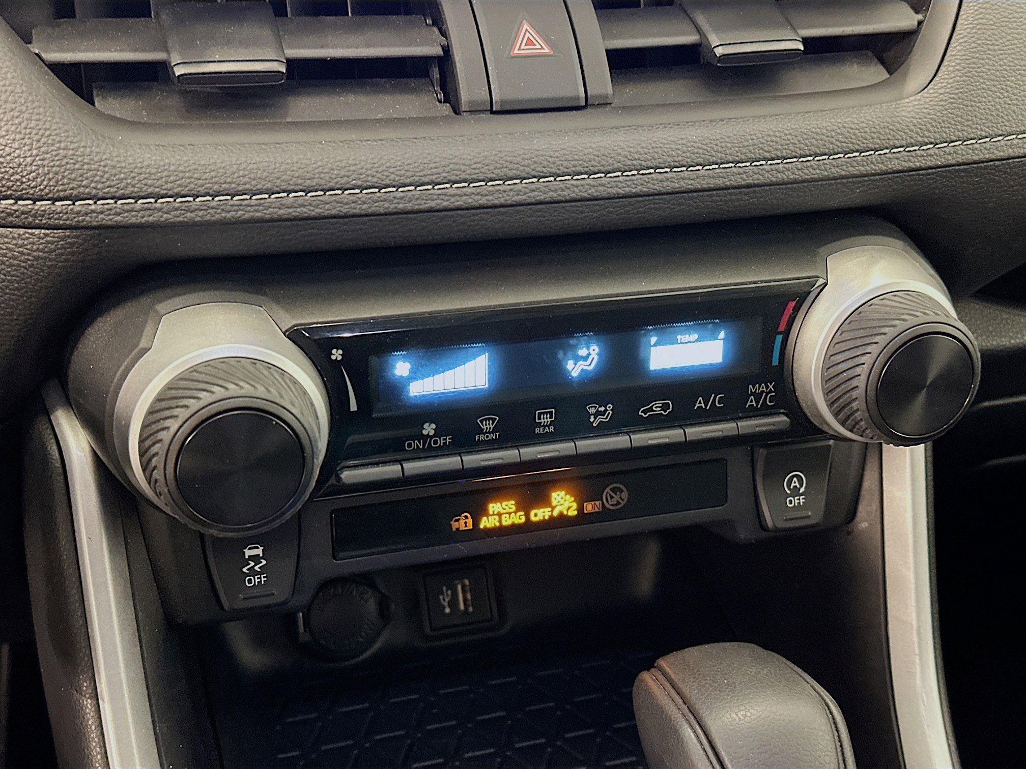 Used 2024 Toyota RAV4 LE image 24