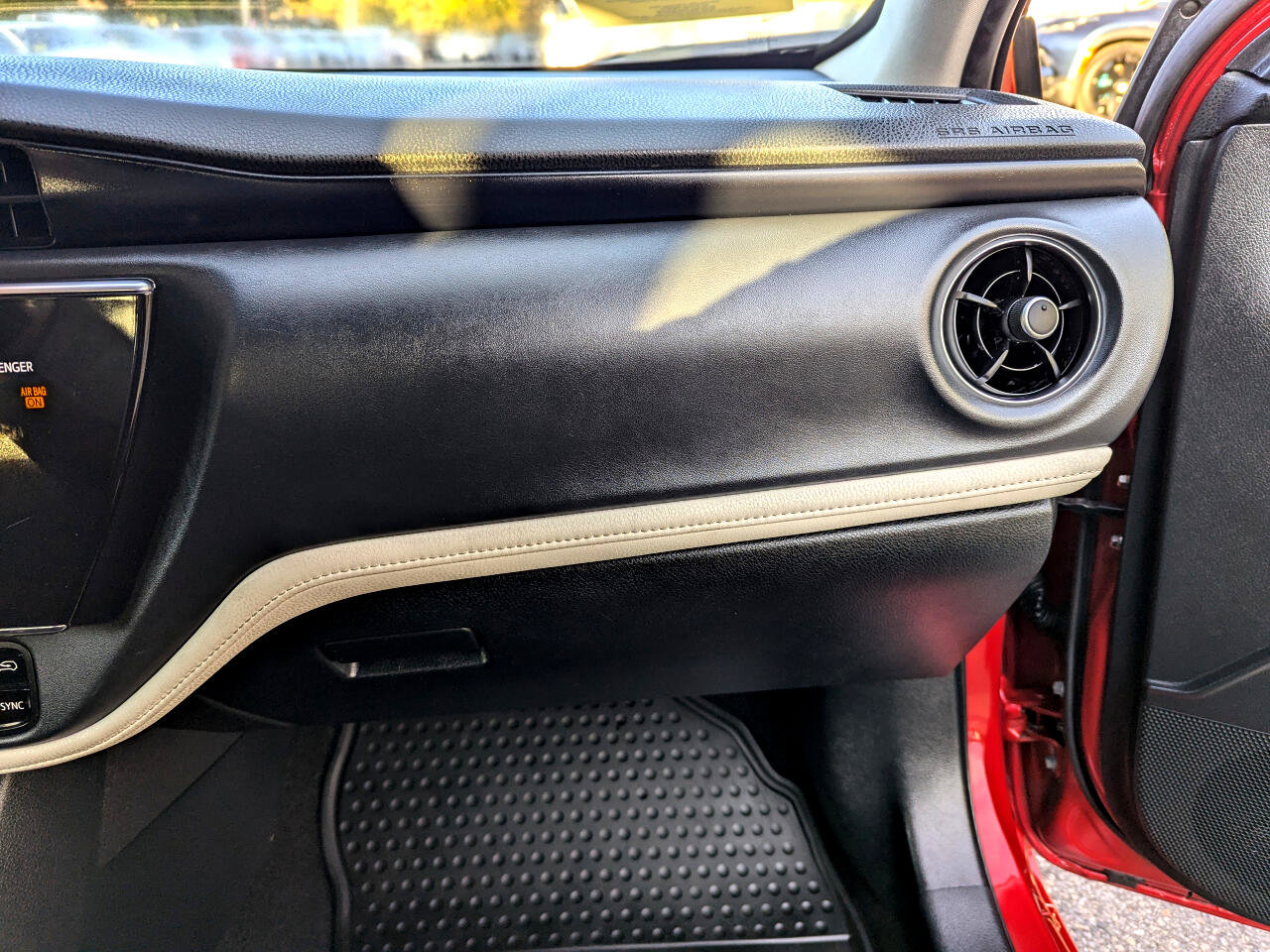 Used 2018 Toyota Corolla iM w/ All-Weather Mat Package FWD image 32