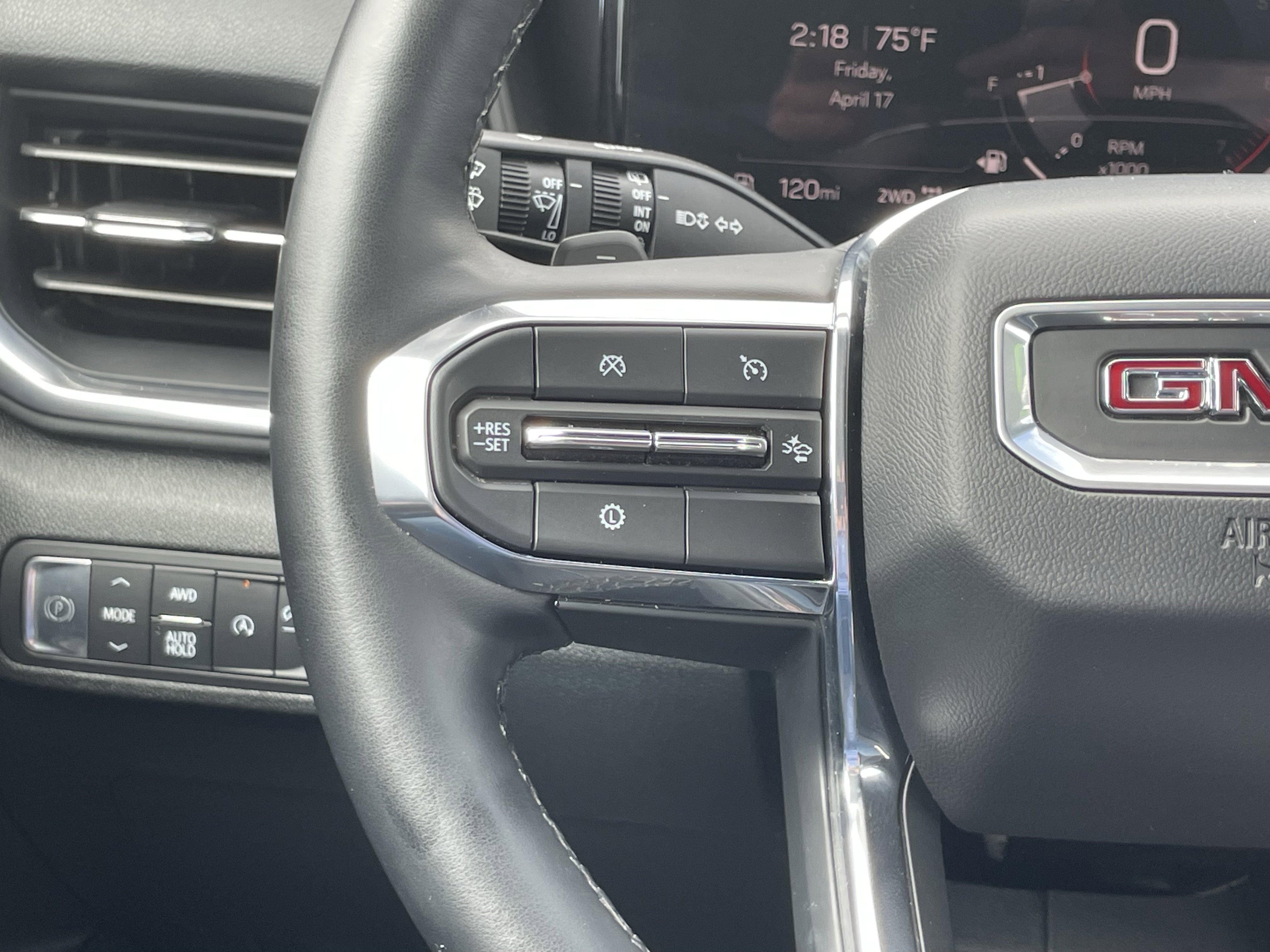 Used 2025 GMC Terrain Elevation AWD/4WD image 18