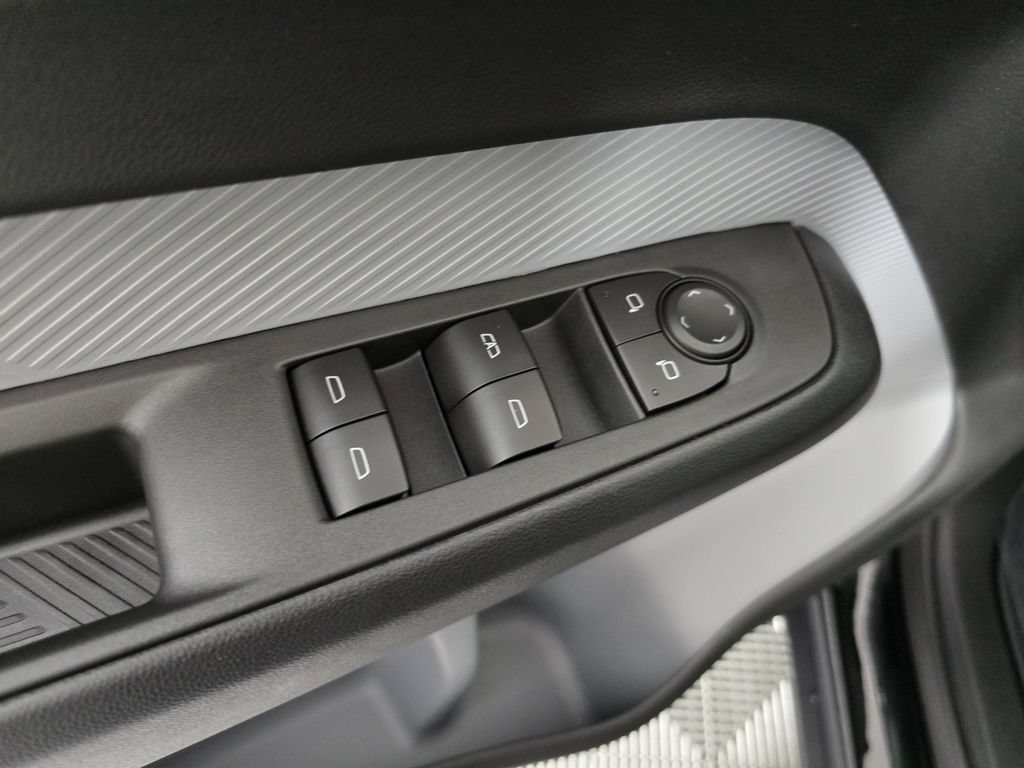 New 2027 Chevrolet Bolt LT w/ Comfort Package FWD image 25