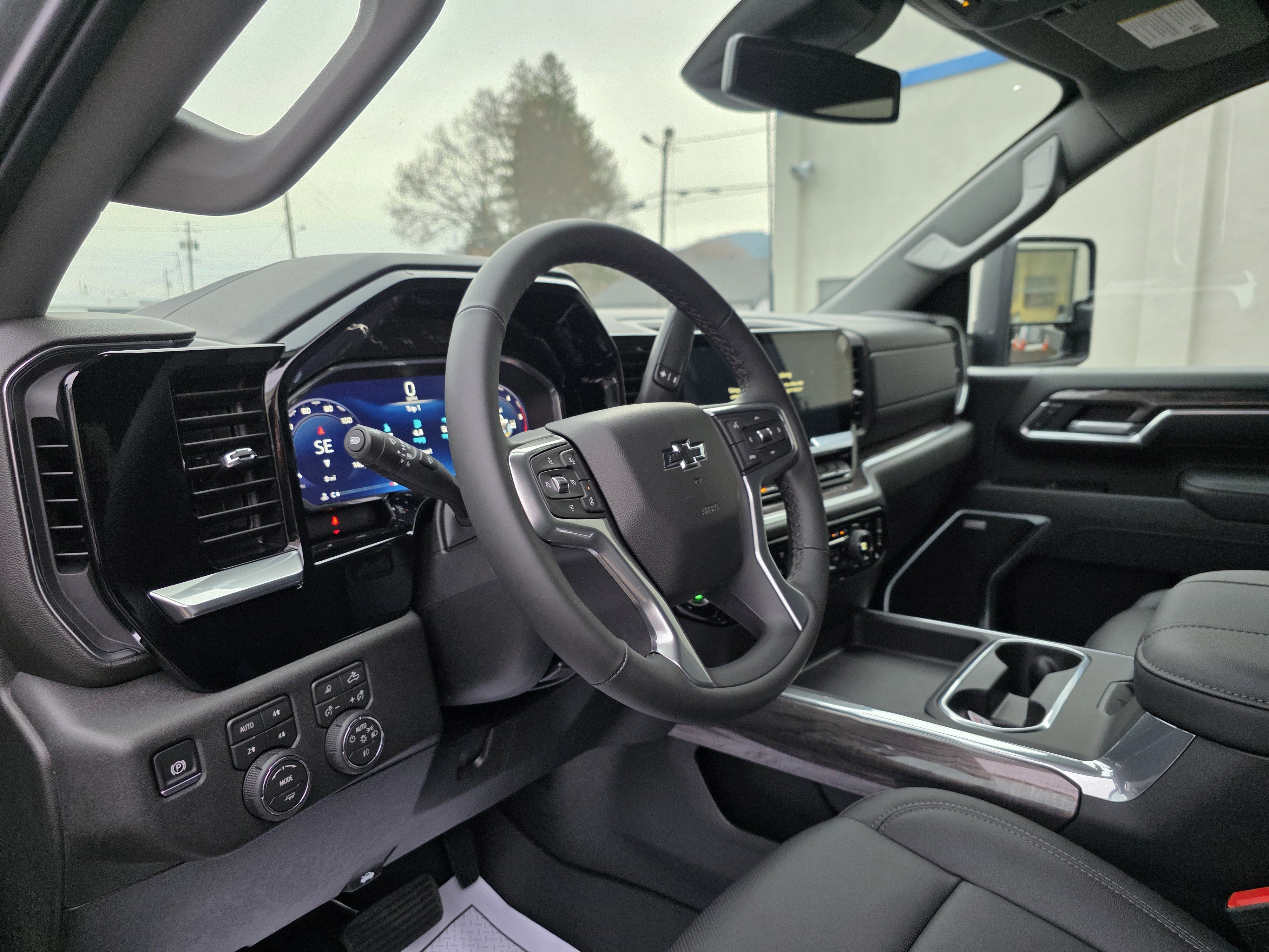 New 2026 Chevrolet Silverado 2500 LTZ w/ LTZ Plus Package image 13