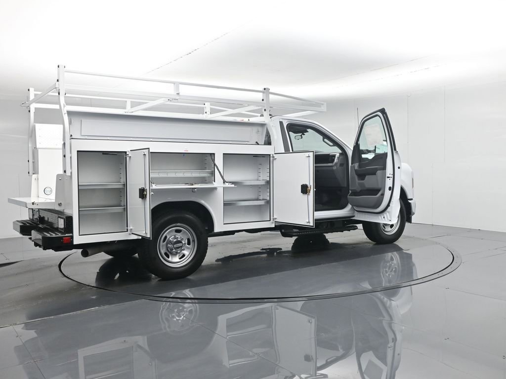 New 2026 Ford F350 XL w/ XL Chrome Package image 5