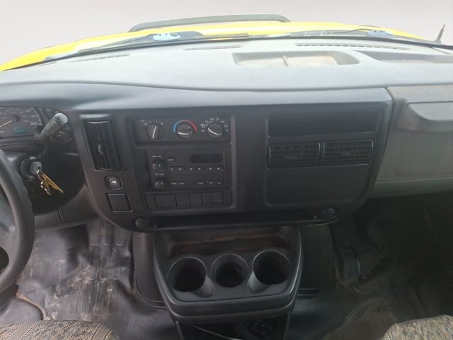 Used 2007 Chevrolet Express 3500 RWD image 11