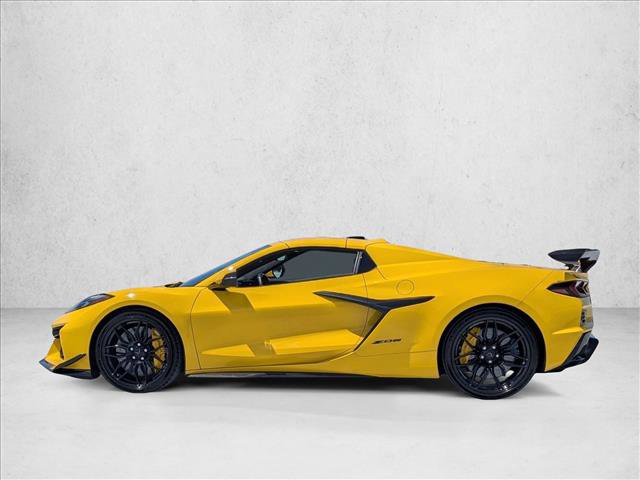 Used 2025 Chevrolet Corvette Z06 w/ Z07 Performance Package RWD image 9