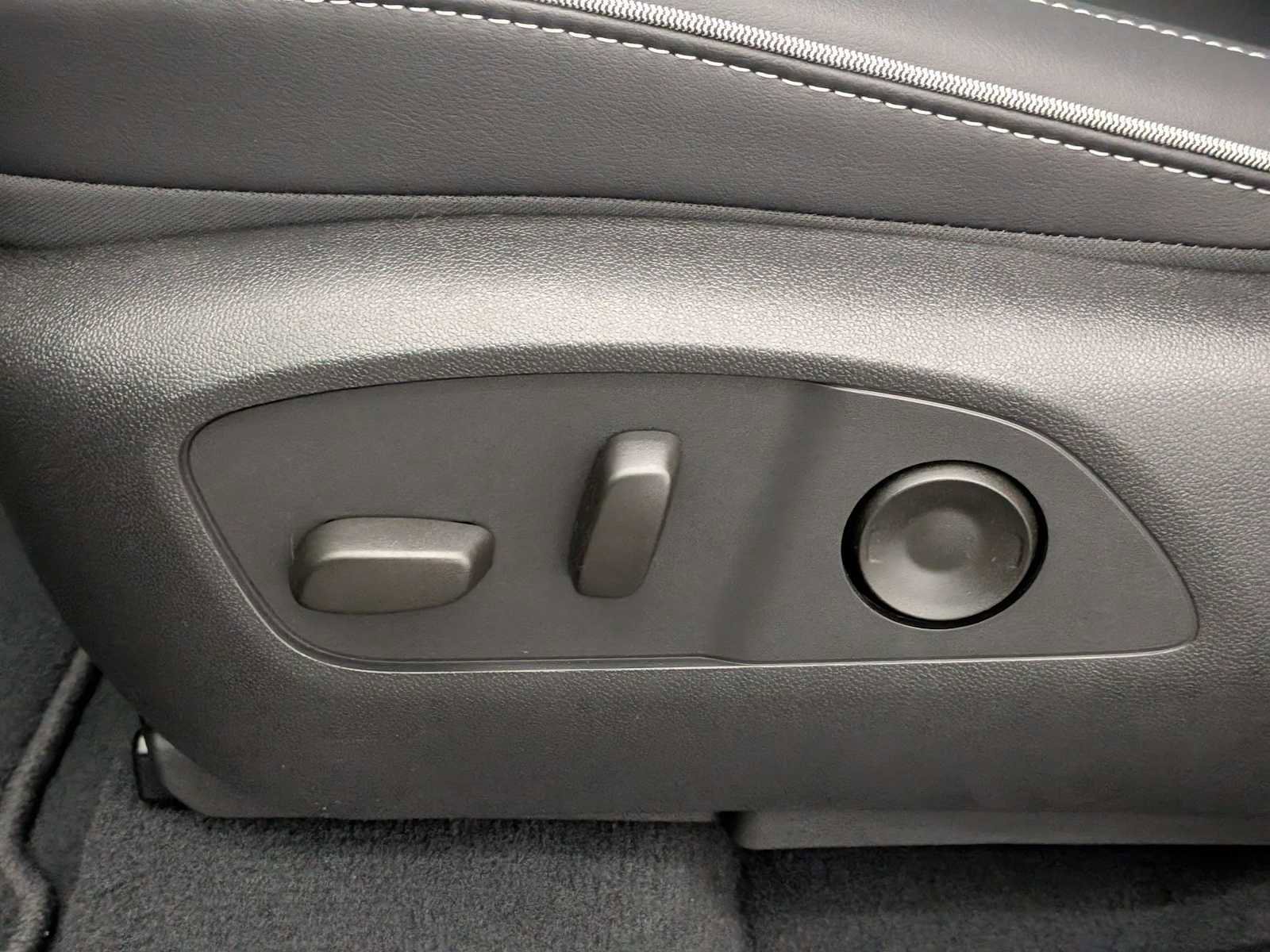 New 2026 Chevrolet Silverado EV LT image 16