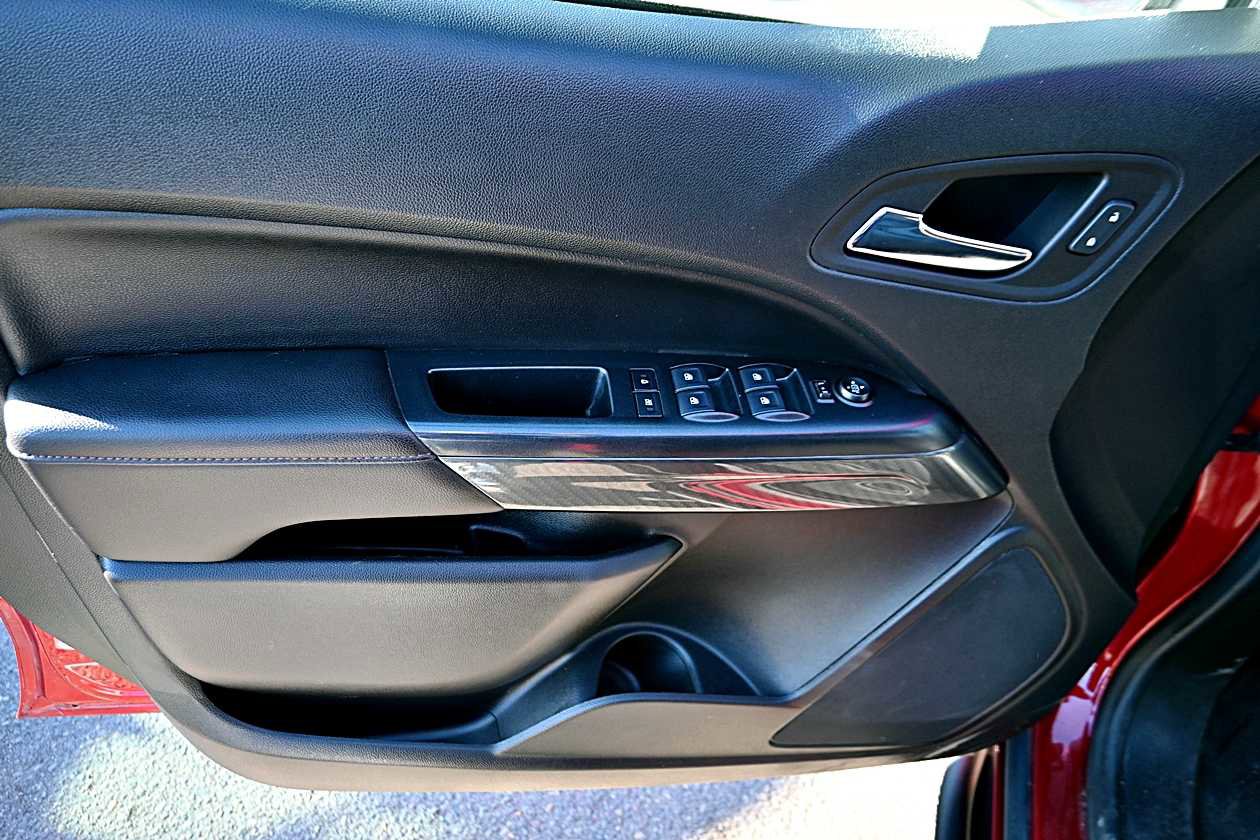 Used 2022 GMC Canyon AT4 image 18