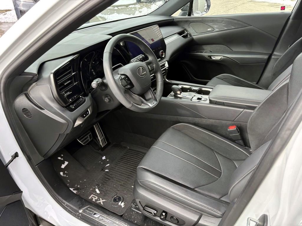 Used 2024 Lexus RX 500h F Sport image 25