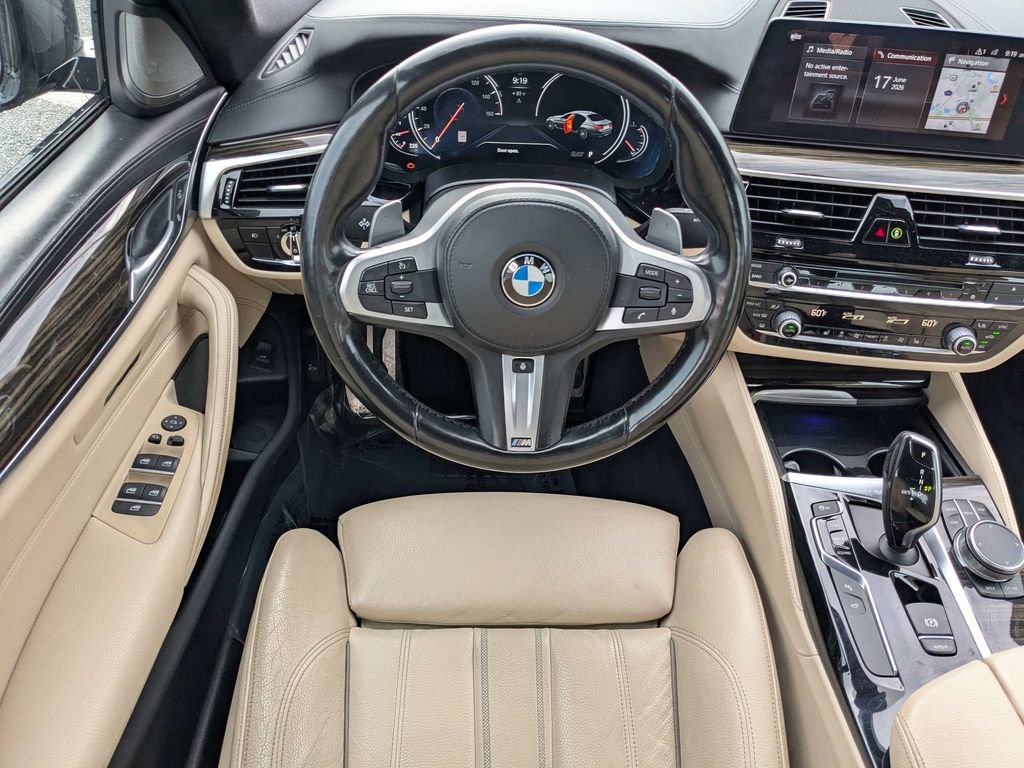 Used 2018 BMW 540i RWD image 14