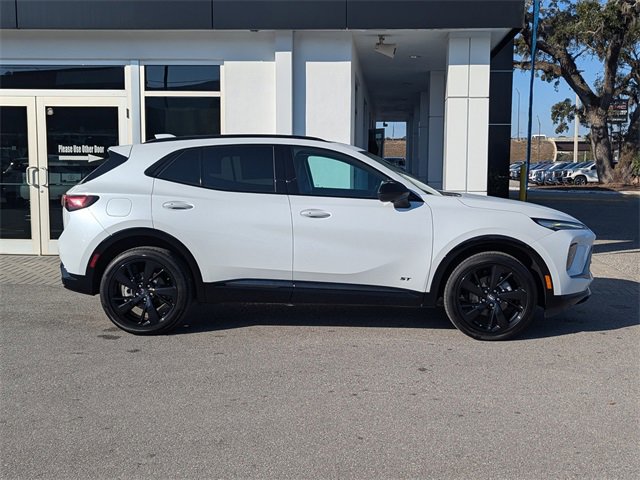 New 2026 Buick Envision Sport Touring image 8