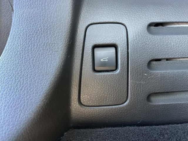 Used 2014 Ford Edge Sport w/ Driver Entry Package image 22