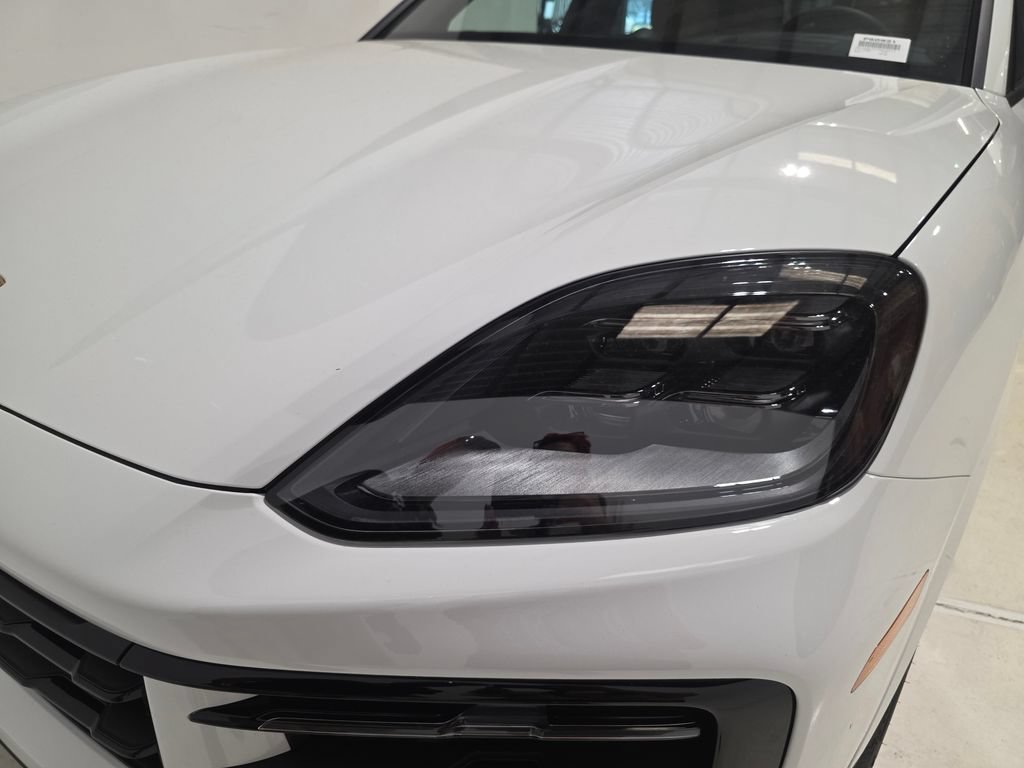 New 2026 Porsche Cayenne AWD/4WD image 11