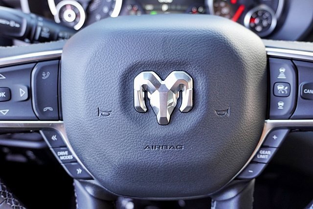 New 2026 RAM 1500 4x4 Crew Cab image 43