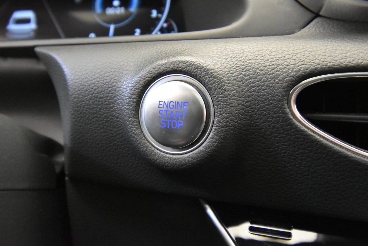 Used 2020 Hyundai Sonata SEL Plus w/ Tech Package image 25